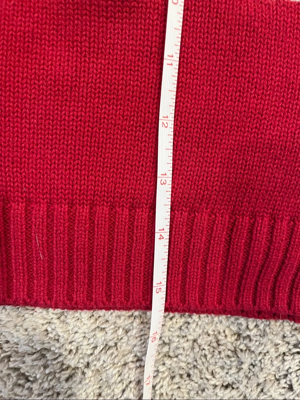 GAP bright red
